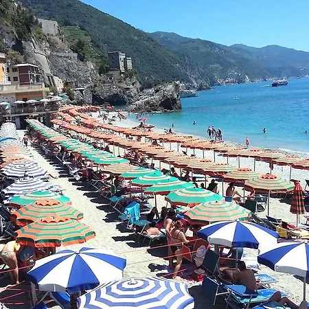 Nicole House * Monterosso al Mare